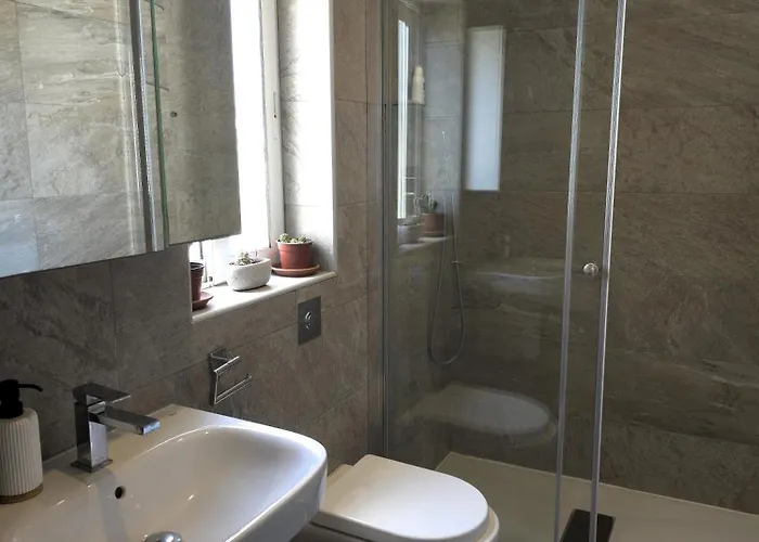 The View Apartment *