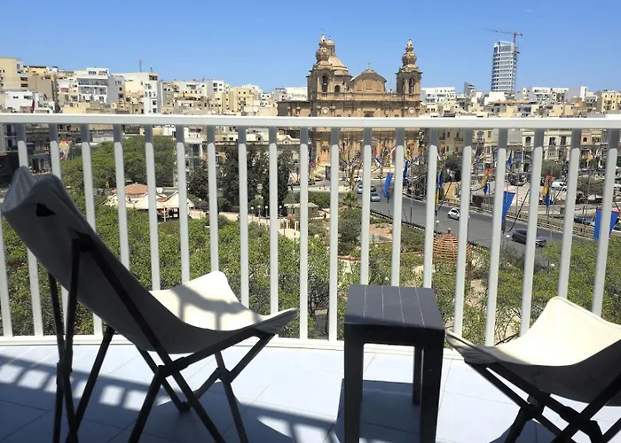 The View Apartment Msida